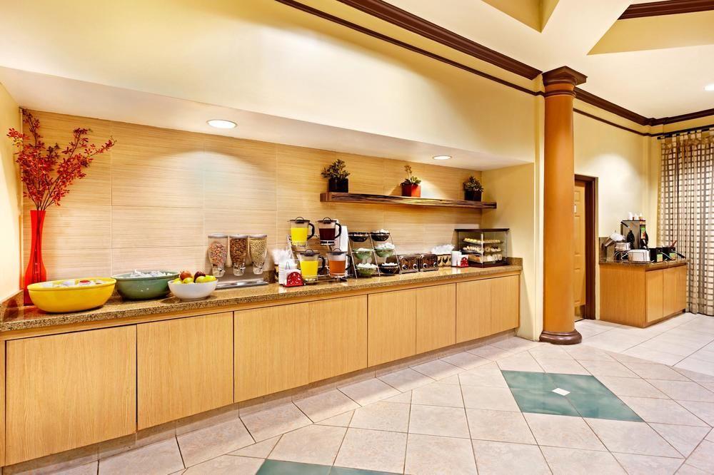 La Quinta By Wyndham Raleigh Cary Hotel Eksteriør billede